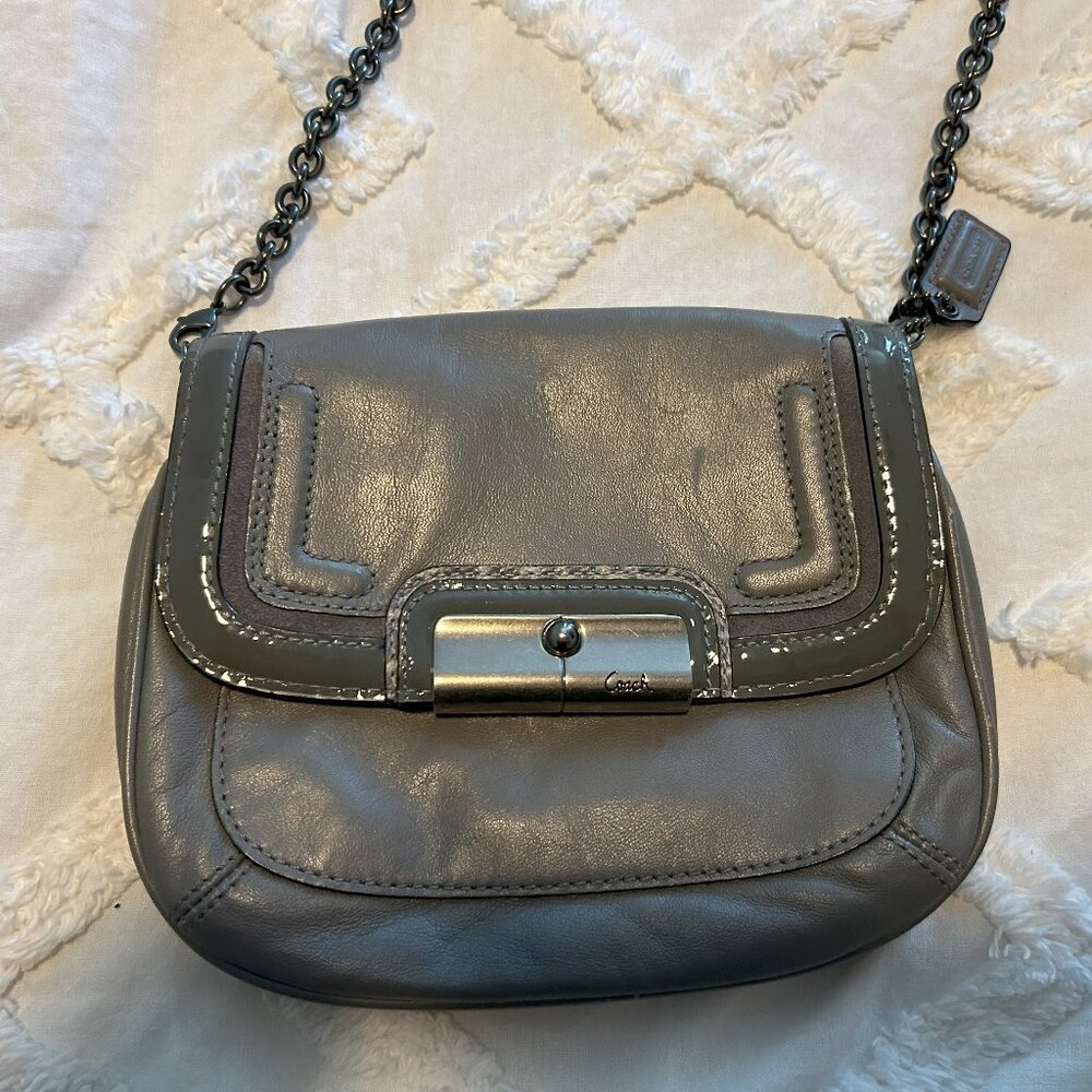 Coach medium grey leather shoulder bag with graphite chain strap